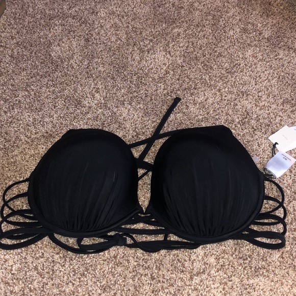 ‼️Last Chance. Deleting 11/7‼️ Black bikini top - Picture 4 of 6